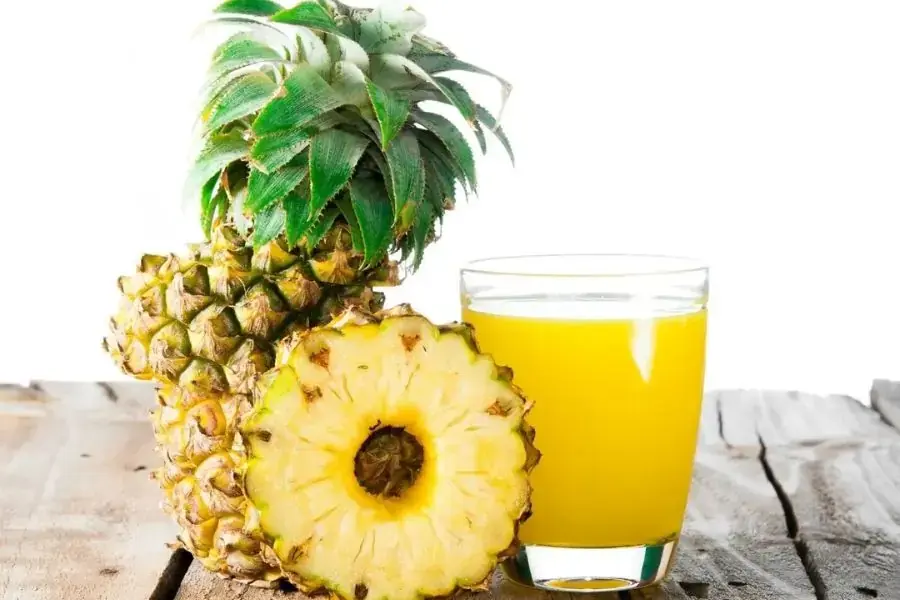 Dứa cải thiện tình trạng sâu răng