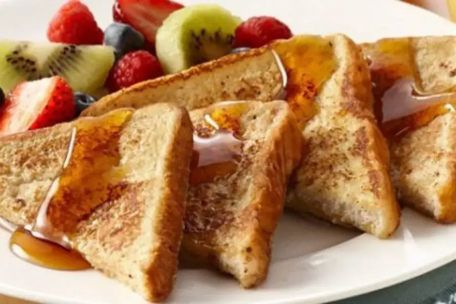 Bánh mì nướng và trứng