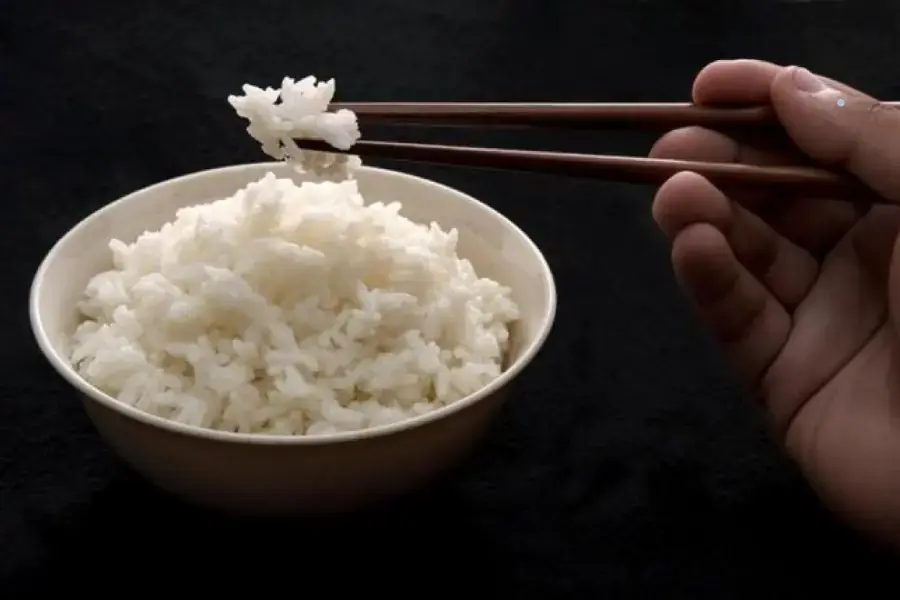 Không nên ăn cơm tấm vào buổi tối.