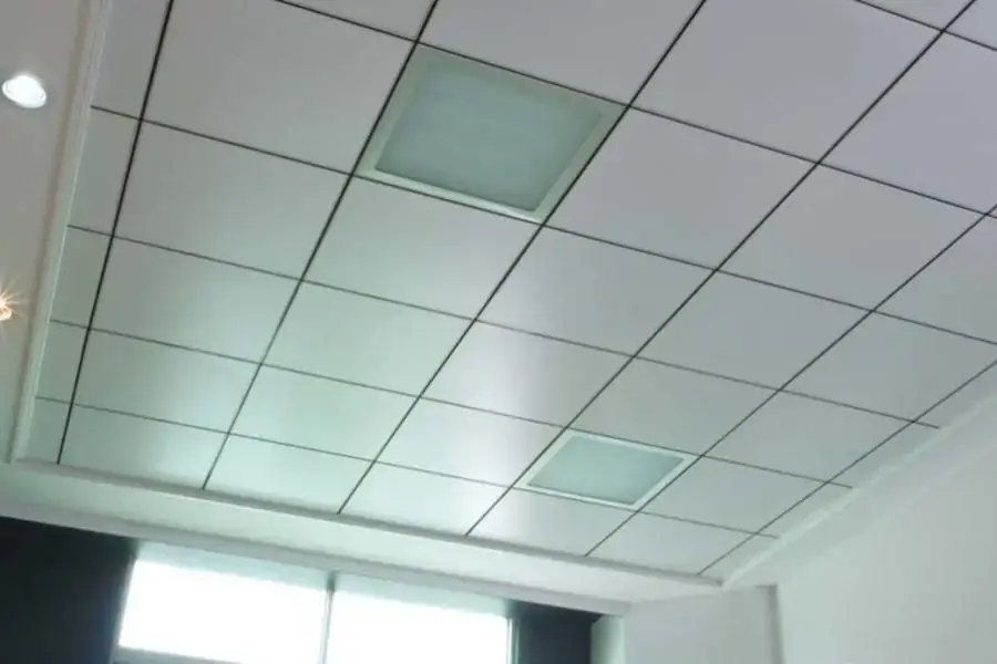 Trần nhôm kính chống nóng, chịu nhiệt tốt