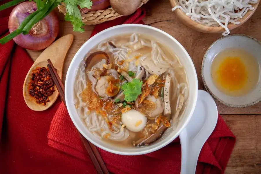 Bánh canh chứa nhiều chất dinh dưỡng tốt cho cơ thể như: Chất béo, Protein.