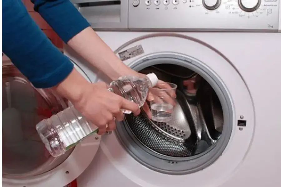 Lưu ý khi sử dụng chế độ tự vệ sinh lồng giặt