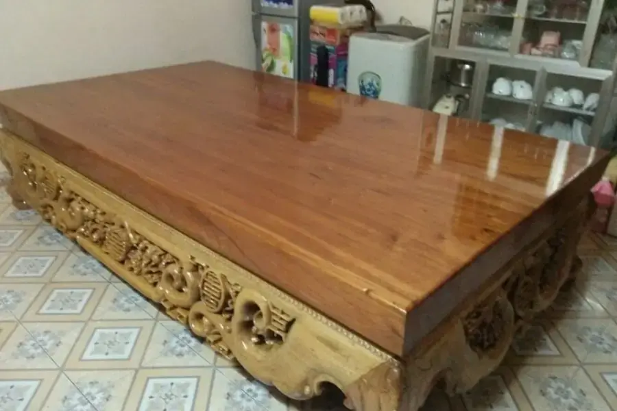 Lựa chọn sập gỗ Xoan Đào để tiết kiệm chi phí