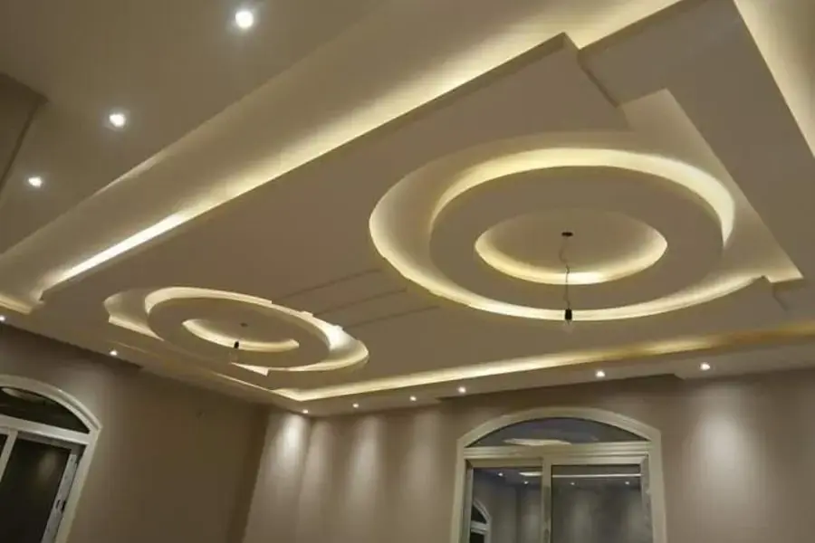 Cân nhắc màu sắc và kiểu dáng của trần nhà cấp 4