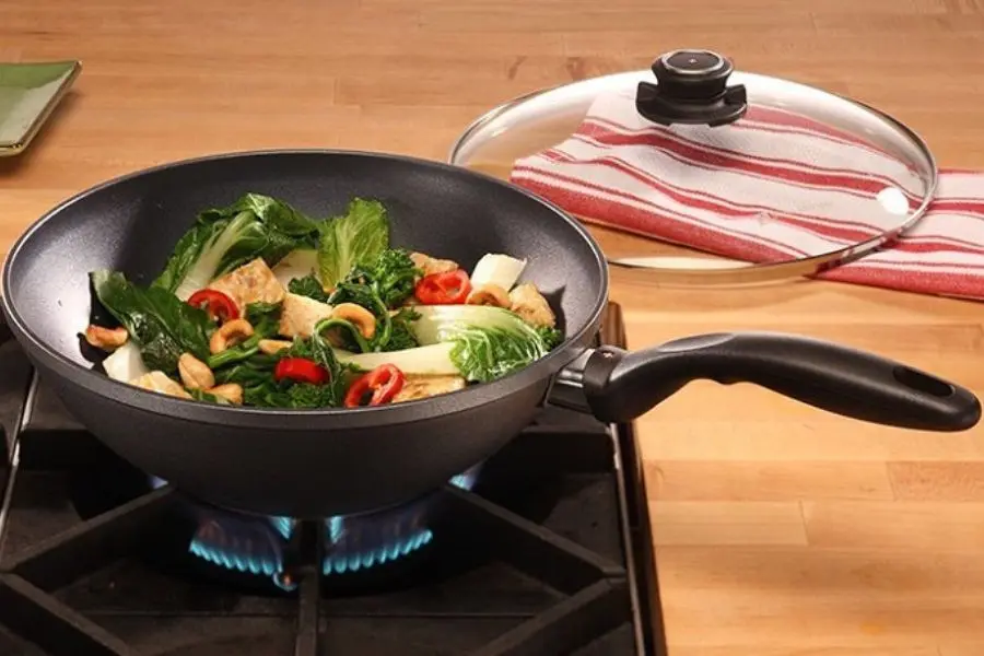 Nấu ăn ở mức nhiệt nhẹ hoặc trung bình