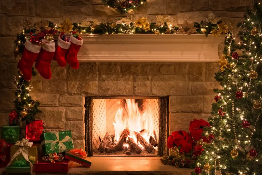 Mẫu lò sưởi Noel đẹp số 19.