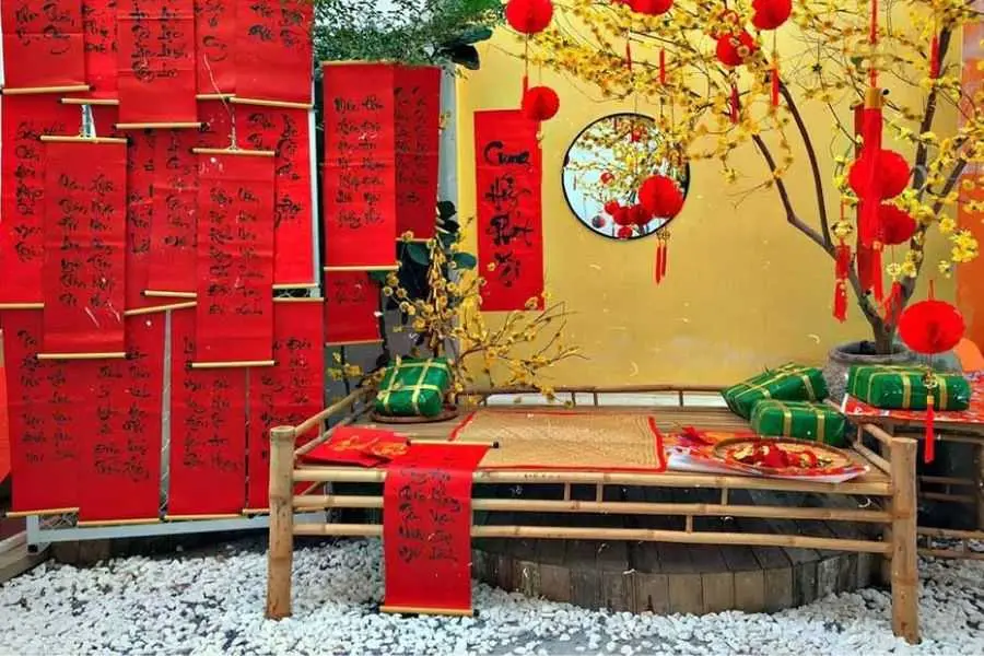 Tiểu cảnh Tết như một mô hình minh họa độc đáo cho ngày năm mới.