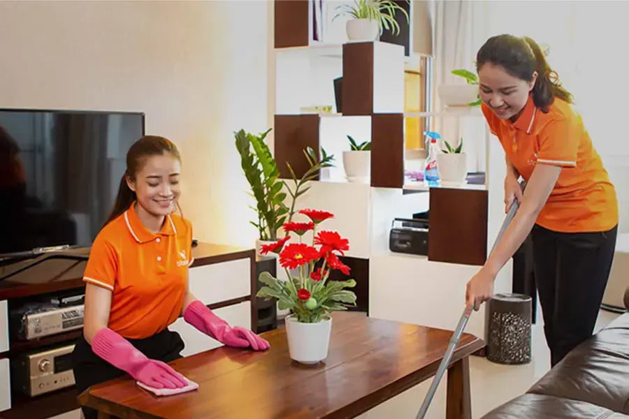 Vệ sinh nhà cửa thường xuyên sẽ giúp không khí trong phòng được cải thiện