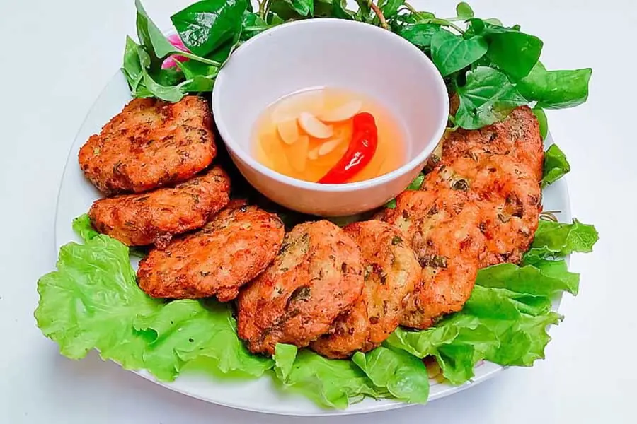 Chả cá basa có thể bảo quản trong tủ lạnh, để ăn trong nhiều ngày.
