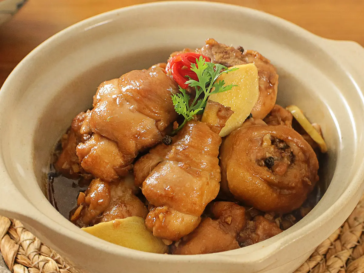 Gà kho gừng