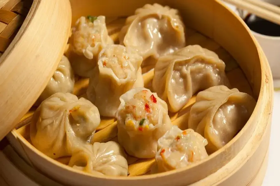 Há cảo tôm thịt hoàn chỉnh