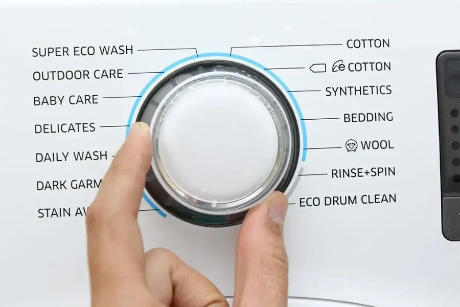 Núm xoay bị lỗi cần kiểm tra lại board mạch.