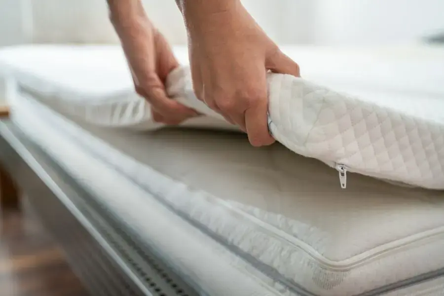 Nệm dày 5cm mỏng nhẹ, gọn gàng
