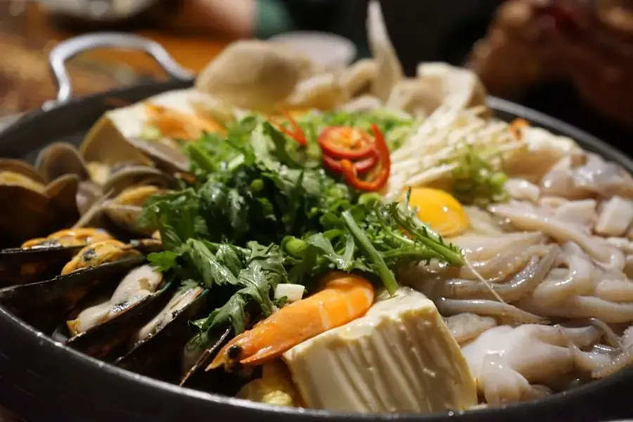 Nồi lẩu hải sản tươi ngon
