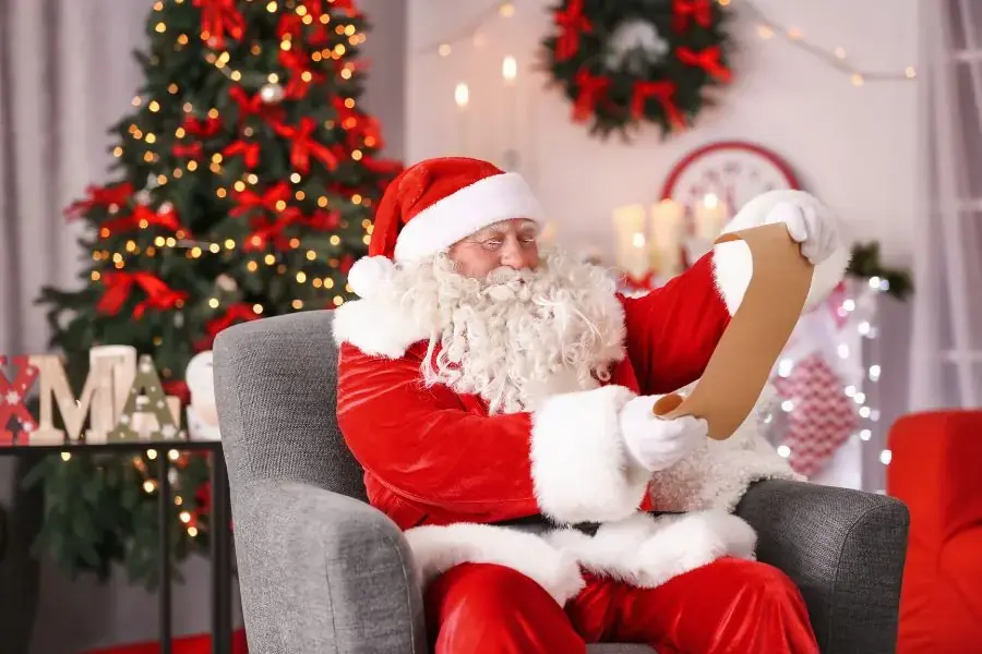 Mỗi bức thư từ Ông già Noel là một trải nghiệm hết sức đặc biệt.