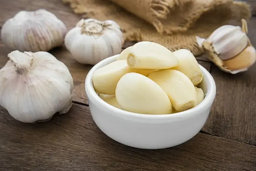 Bảo quản gạo với tỏi