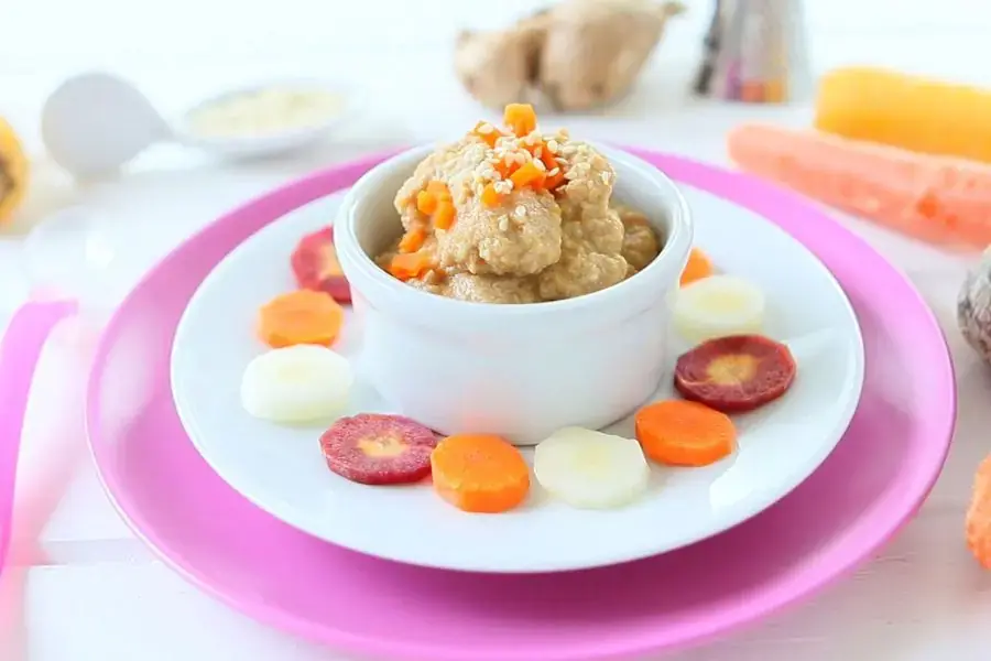 Món bột gà cà rốt dễ thực hiện