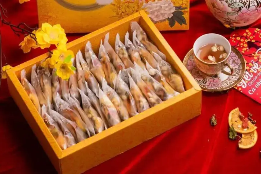 Quà tết tặng người cao tuổi ăn chay.