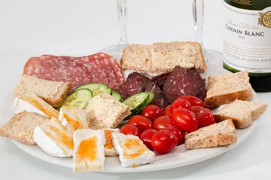 Ưu tiên các loại thực phẩm có chứa nhiều protein cho bữa sáng