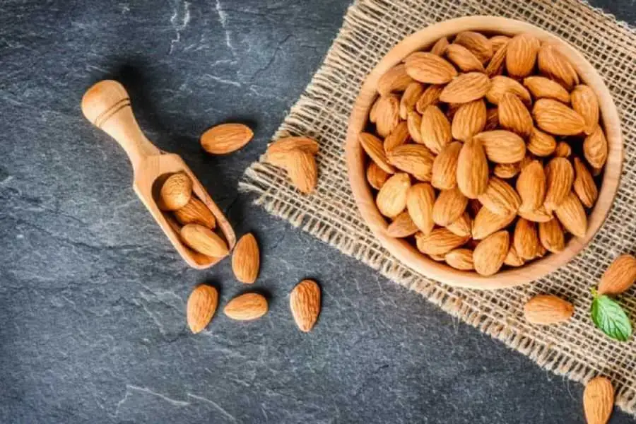 Hạt hạnh nhân giàu vitamin E tốt cho sức khỏe