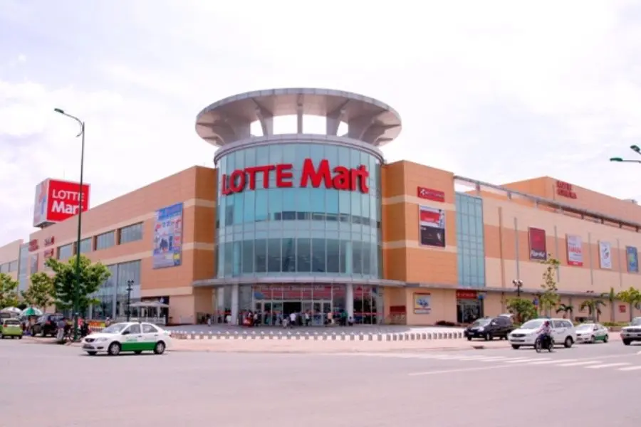 Siêu thị Lotte Mart Biên Hòa là nơi không thể bỏ qua trong danh sách chơi Noel.