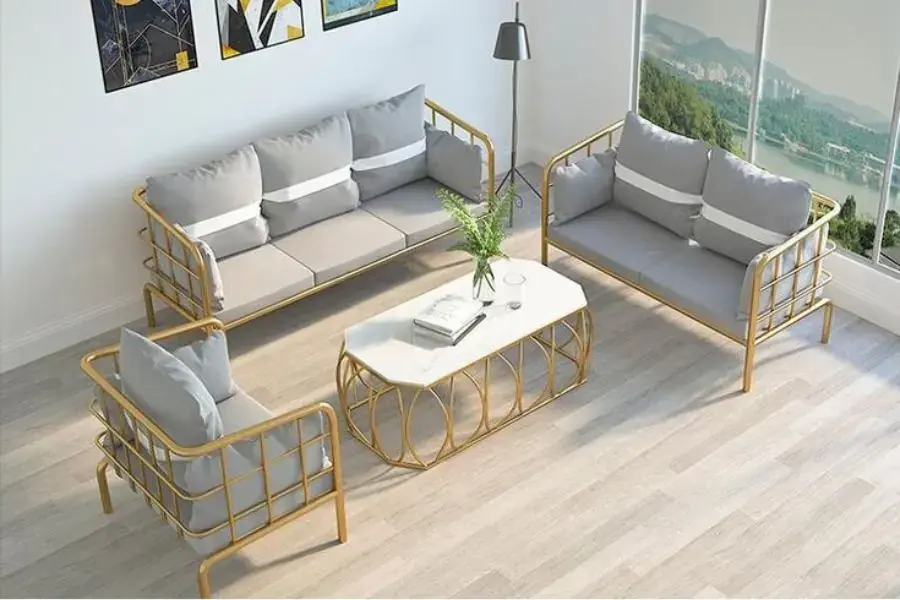 Lựa chọn sofa có thiết kế vừa và nhỏ, phù hợp với diện tích không gian