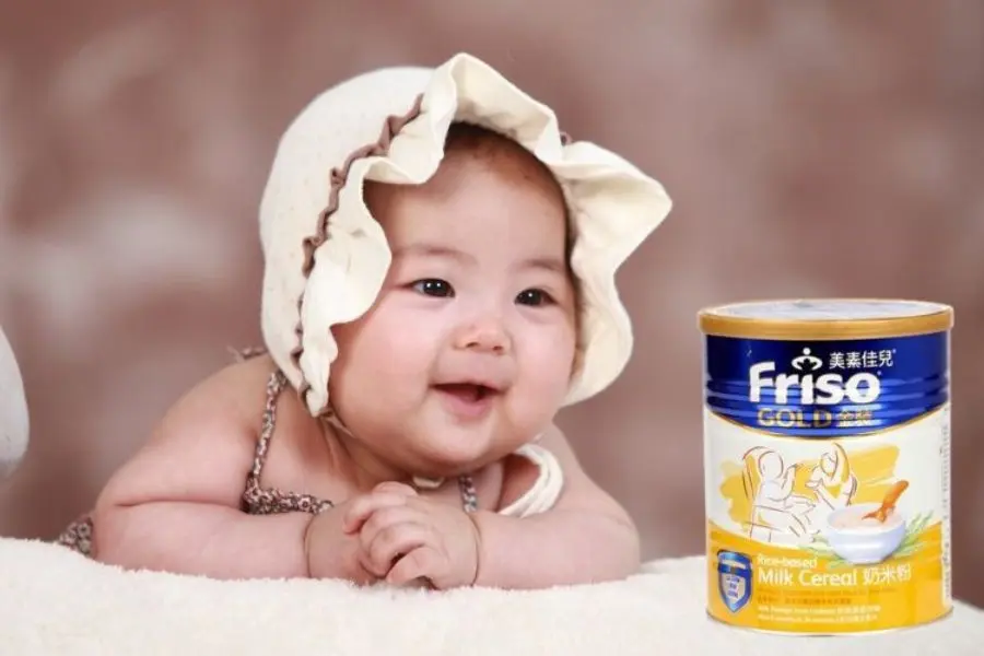 Bột ăn dặm Friso Gold.