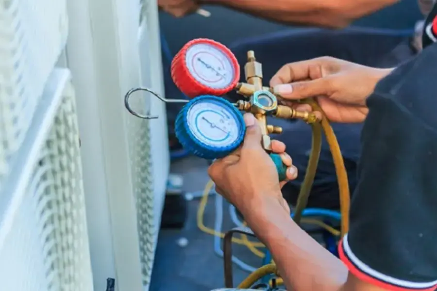 Nguyên nhân nổ cục nóng có thể do sử dụng khí gas không tương thích