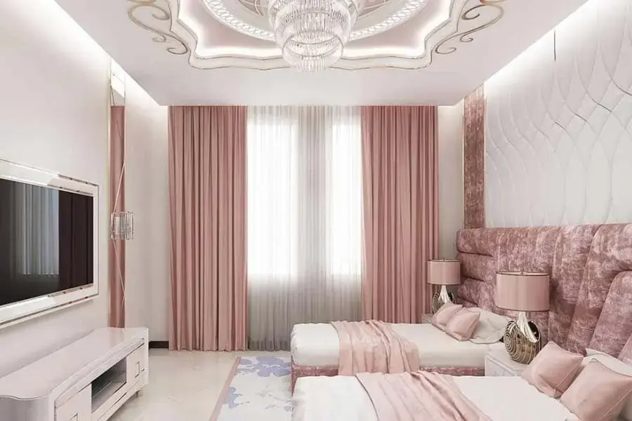 Không chọn rèm cửa phòng thờ có màu hồng
