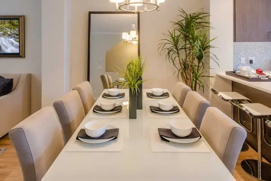 Lựa chọn tối giản cho bàn ăn