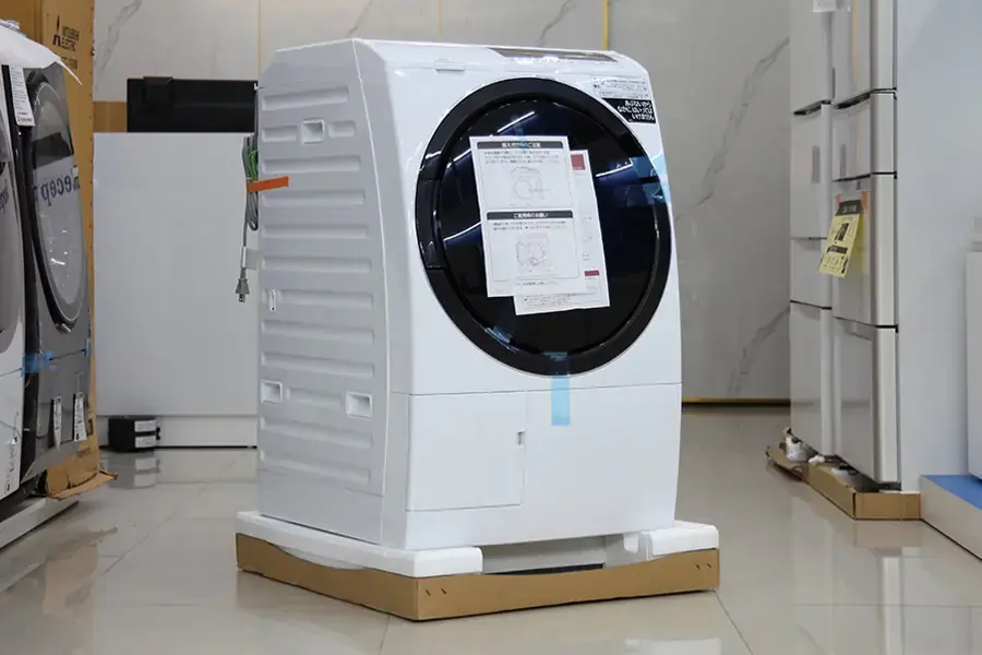 Máy giặt Hitachi Inverter có thiết kế rất hiện đại, mẫu mã ấn tượng nên được nhiều gia đình lựa chọn sử dụng.