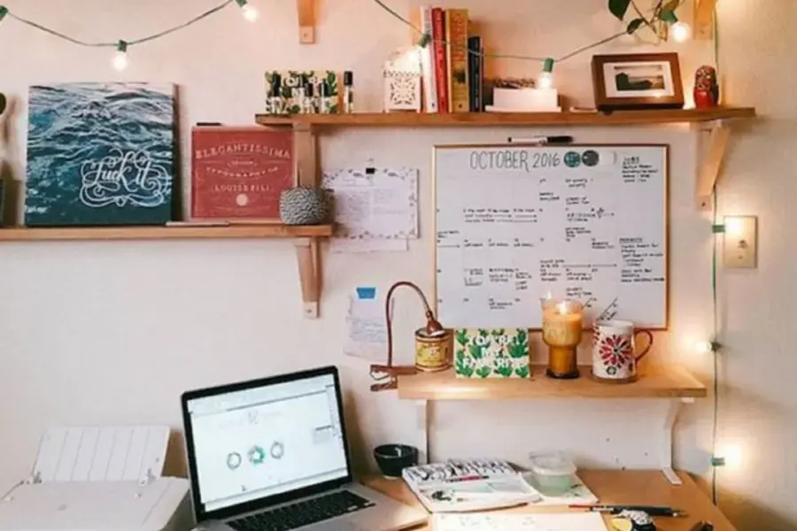 Đây là cách trang trí phòng ngủ bằng đèn LED tạo điểm nhấn cho căn phòng (Nguồn: Pinterest)