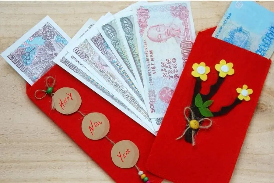 Phong bao lì xì làm trẻ em vui vẻ.