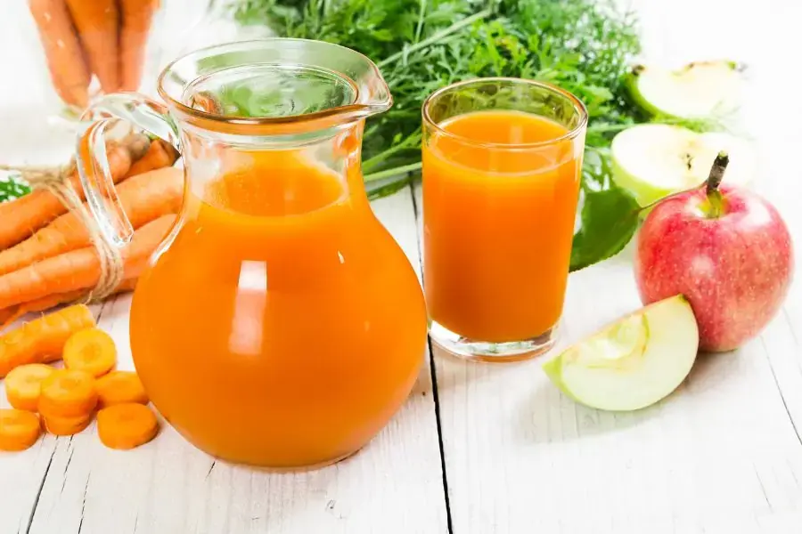 Nước ép giảm mỡ bụng với táo, cà rốt, củ đậu ngọt thanh hấp dẫn
