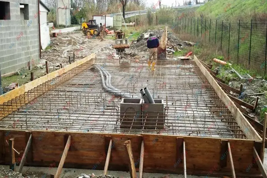 Thi công móng băng ở địa hình ổn định 