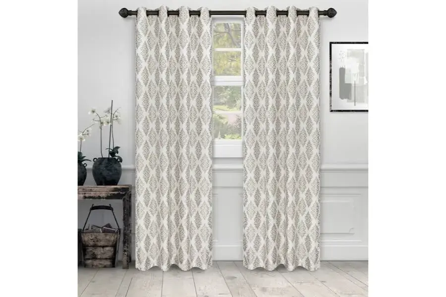 Rèm cửa vải gấm