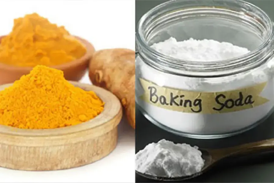 Kết hợp bột nghệ và baking soda để nhuộm quần áo