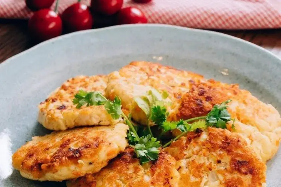 Gà chiên, khoai tây nghiền tạo sự mới lạ trong các món ăn cho bé