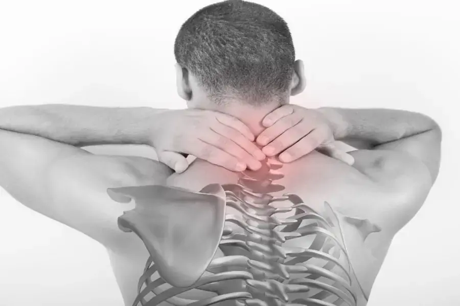 Đau vai gáy khiến cho cơ thể mệt mỏi