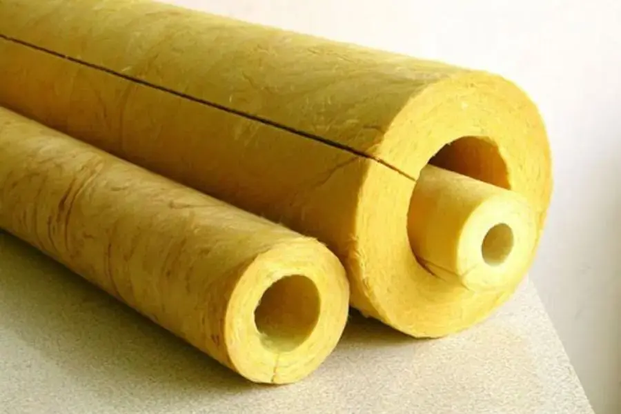 Sử dụng bông thủy tinh cách nhiệt cho nhà mái tôn