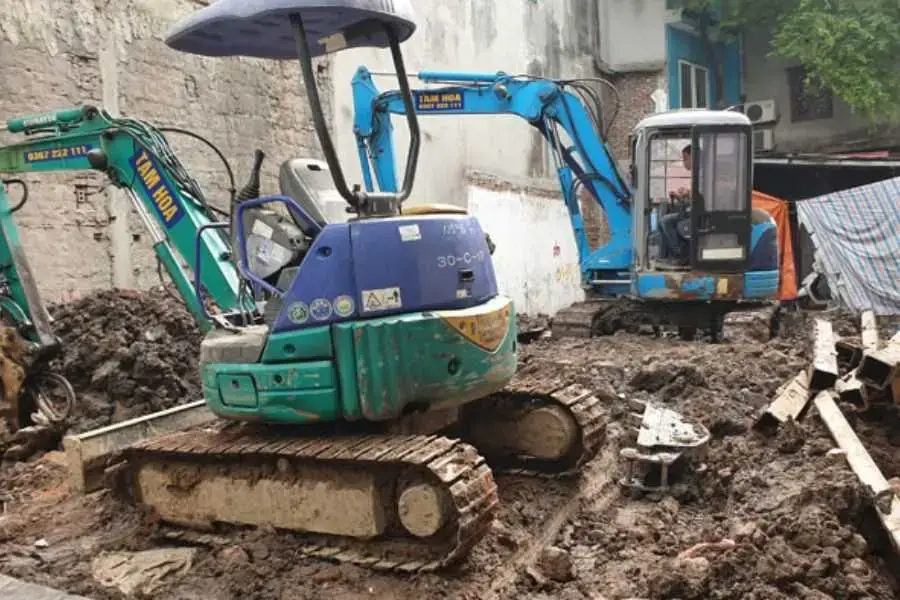Đào nền móng nhà cấp 4
