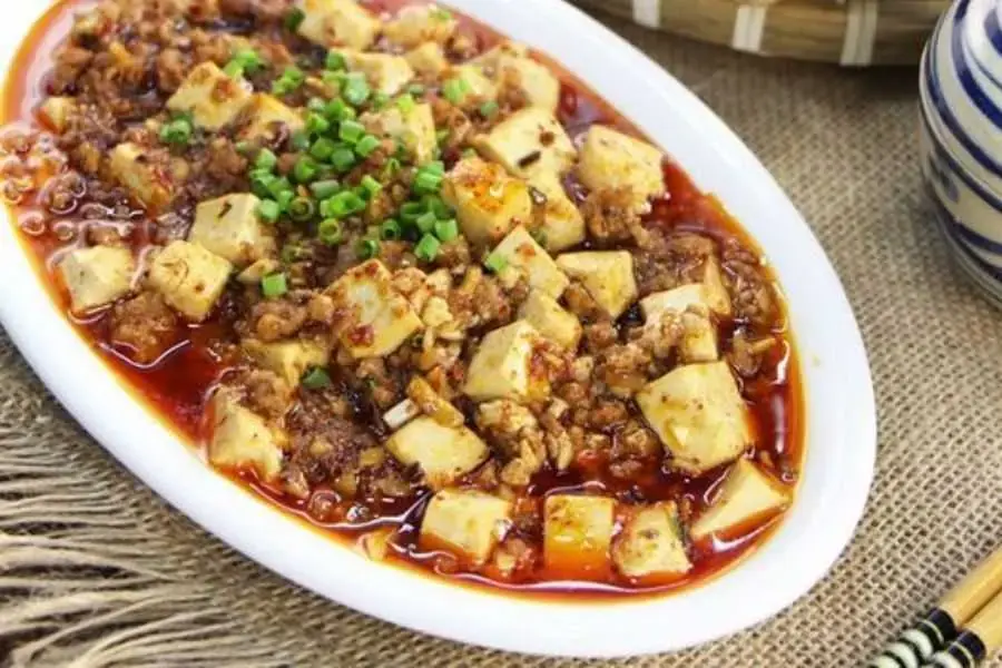 Đậu hũ kho cùng thịt - sự kết hợp hoàn hảo