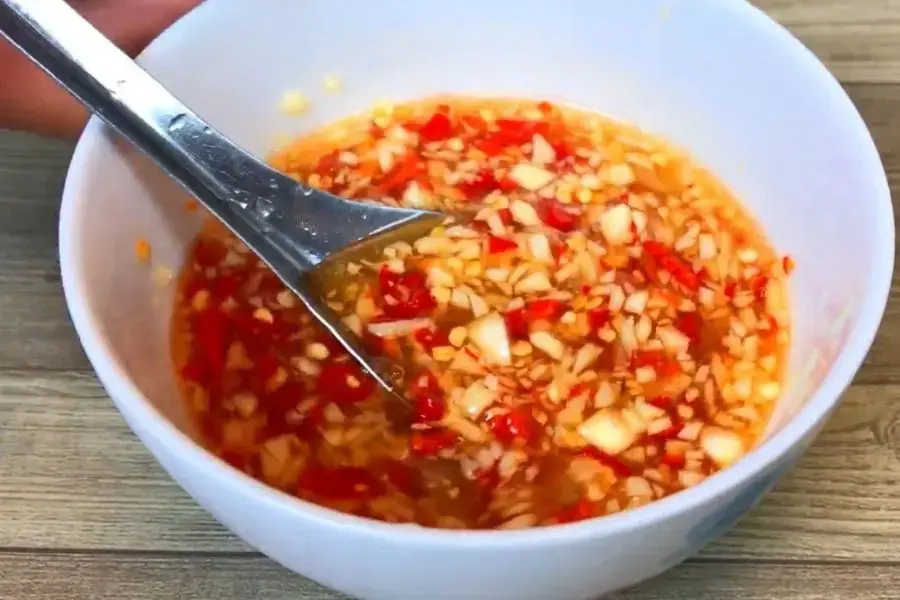 Nước mắm trộn nộm