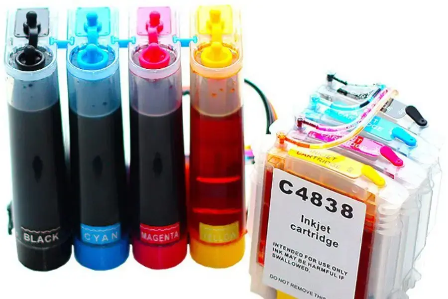 Bản in bị lem mực có thể do sử dụng loại mực không tương thích