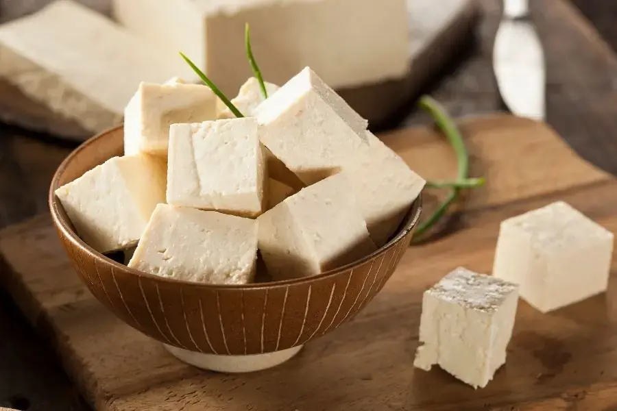 Đậu phụ cắt nhỏ