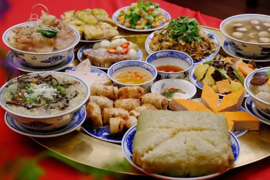 Dịp để con cháu thể hiện lòng thành kính tổ tiên bằng món ăn bắt mắt