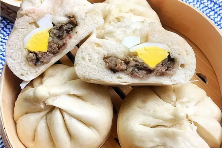 Bánh bao nhân thịt là món ăn phổ biến được nhiều người ưa chuộng