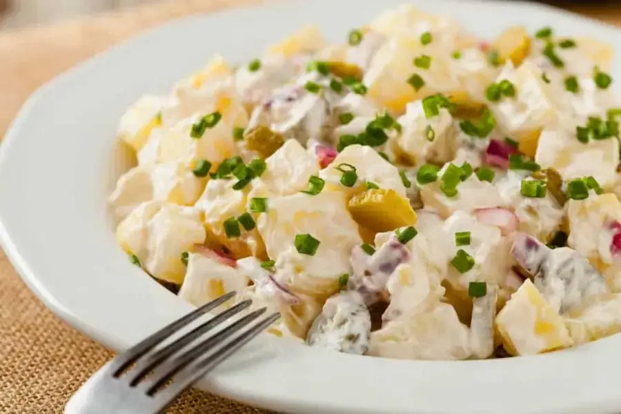  Học cách chế biến salad khoai tây 