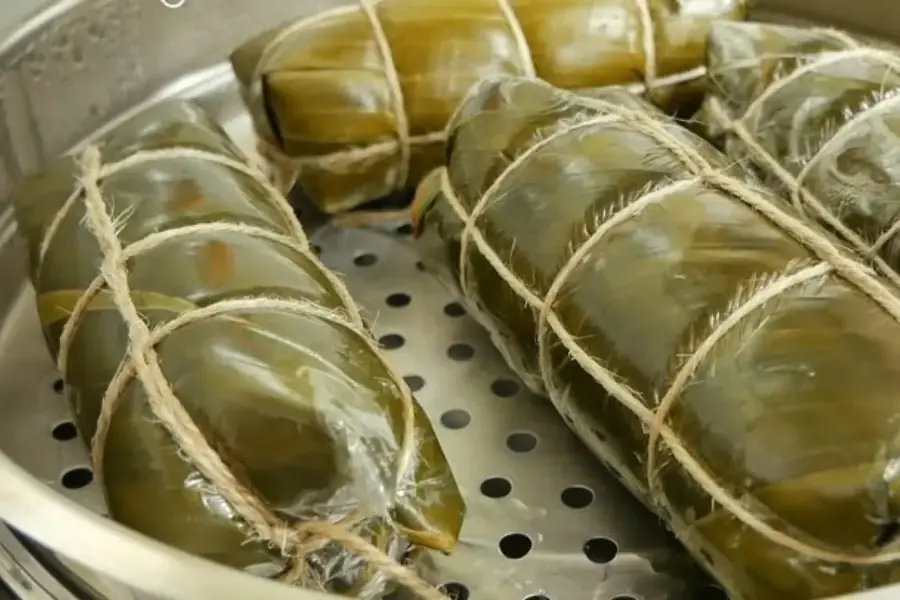 Hấp chín chả bò.