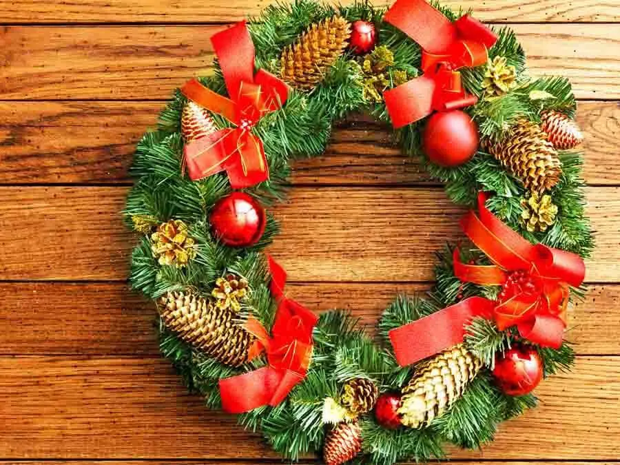 trang-tri-noel-bang-vong-la-mua-vong